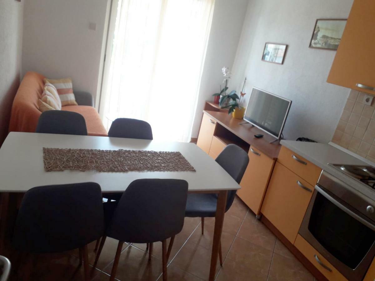 Apartments Mira Makarska Kültér fotó