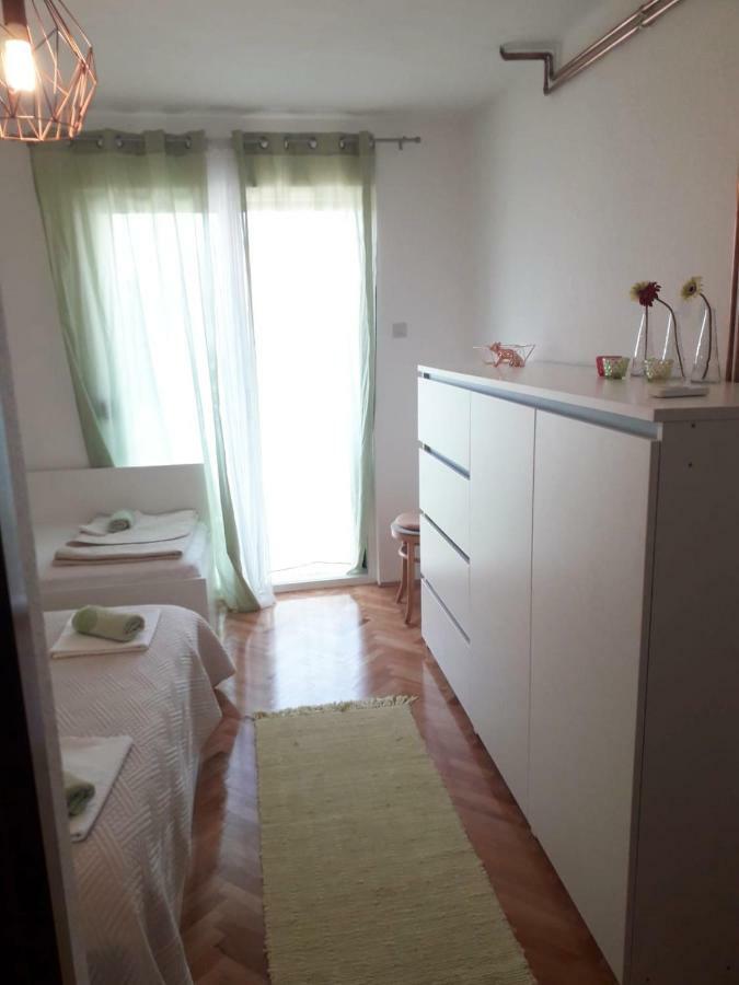 Apartments Mira Makarska Kültér fotó